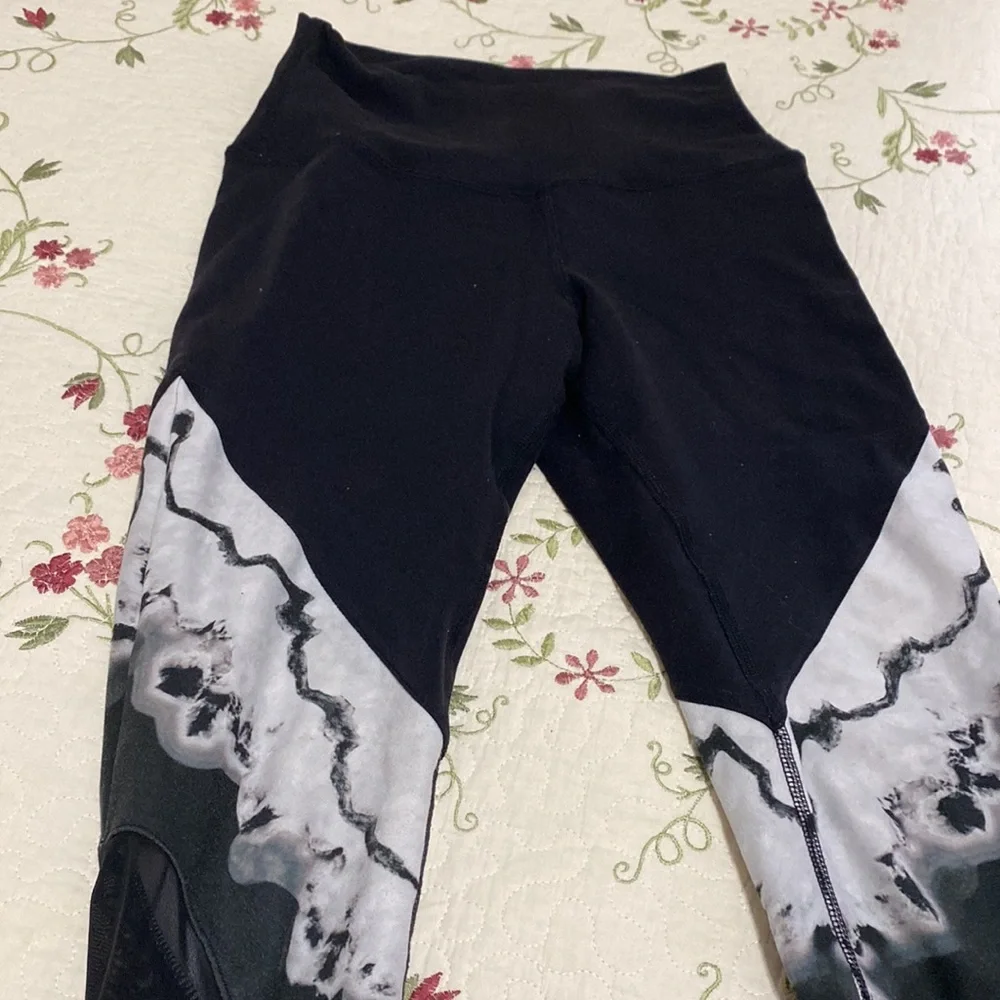 Alo Yoga High Waist Verse Yoga Black White Sheer Leggings XS